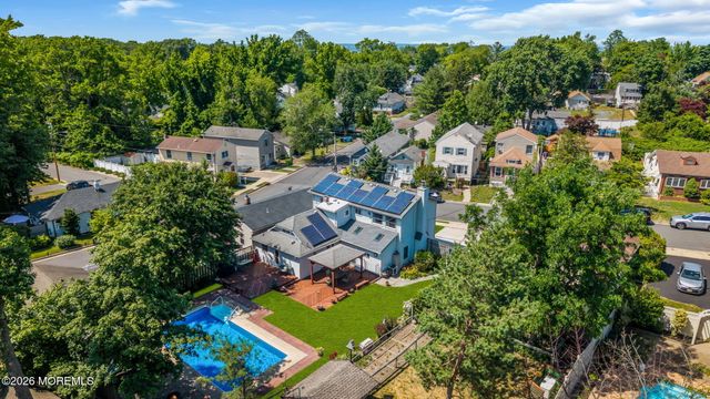 94 Highland Avenue, Leonardo, NJ 07737