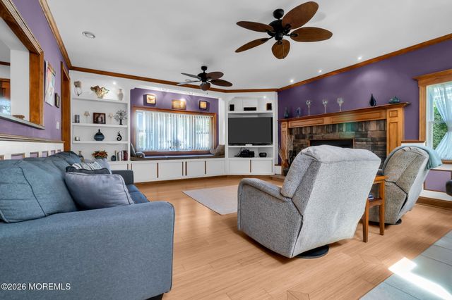 94 Highland Avenue, Leonardo, NJ 07737