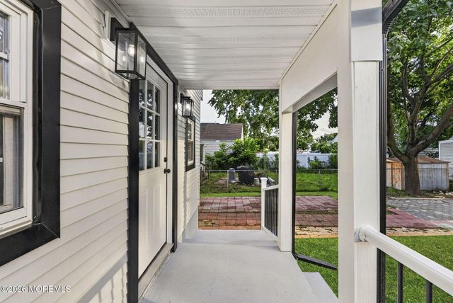 14 Van Dorn Street, Keyport, NJ 07735