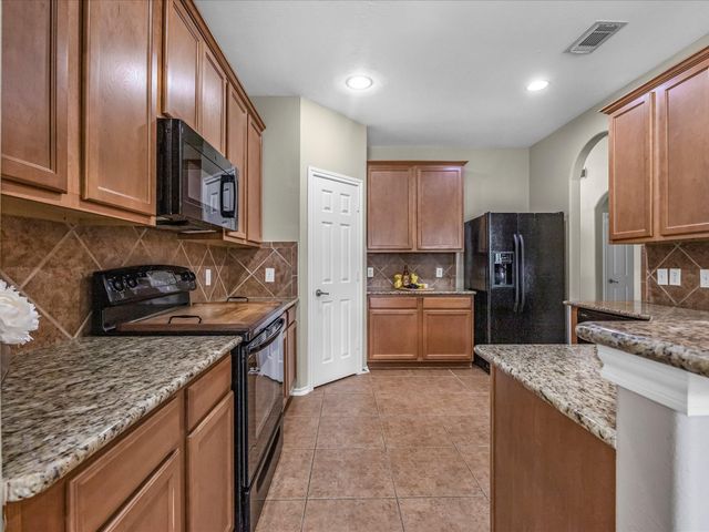 17510 Durham Ridge Lane, Humble, TX 77346
