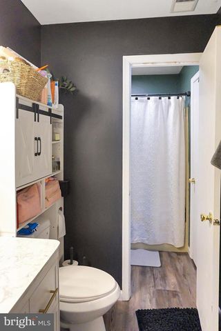 76-B W BLUEBELL LN, Mount Laurel, NJ 08054