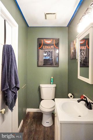 76-B W BLUEBELL LN, Mount Laurel, NJ 08054