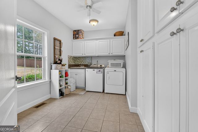 170 Jaclaire Lane, Mcdonough, GA 30252