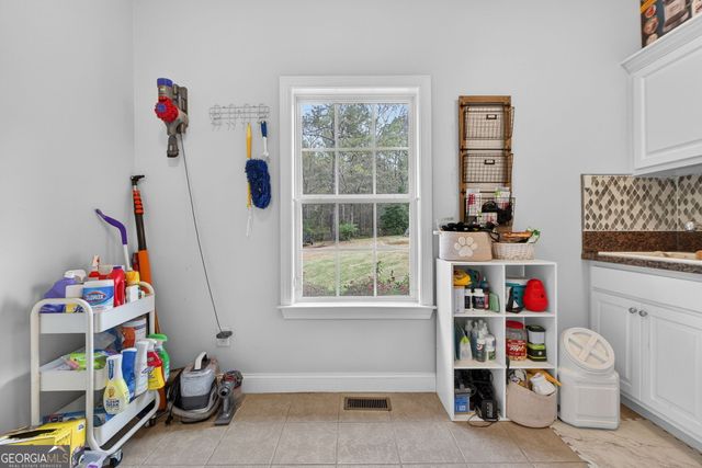 170 Jaclaire Lane, Mcdonough, GA 30252