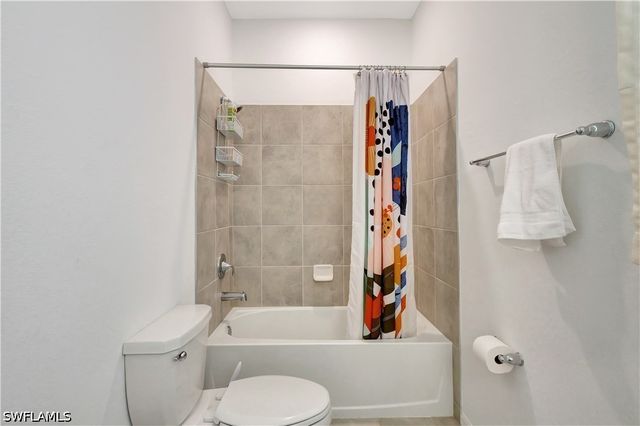 2122 Hamlin ST, Naples, FL 34120