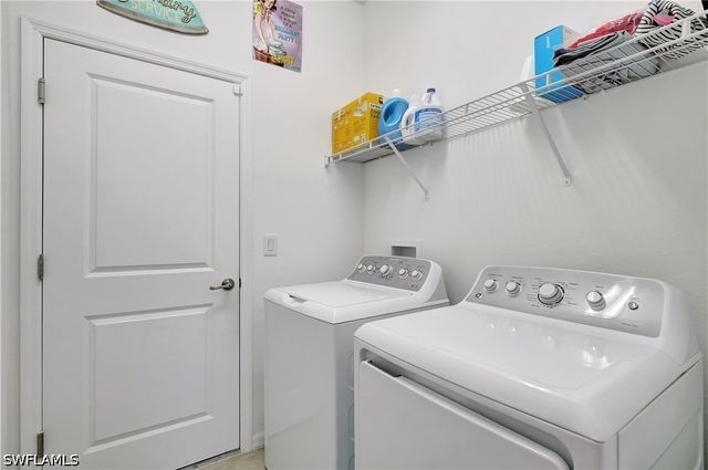 2122 Hamlin ST, Naples, FL 34120