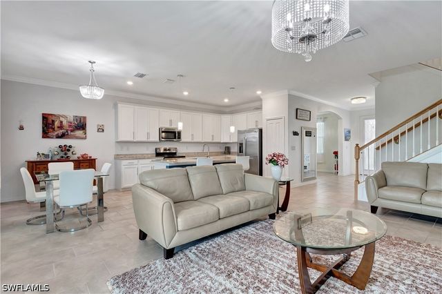 2122 Hamlin ST, Naples, FL 34120