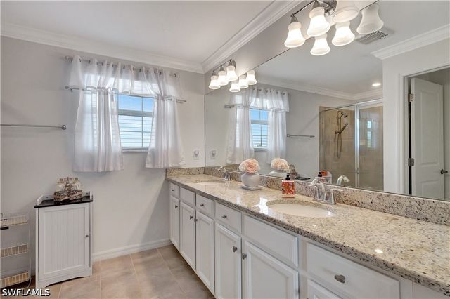 2122 Hamlin ST, Naples, FL 34120