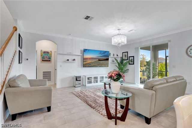 2122 Hamlin ST, Naples, FL 34120