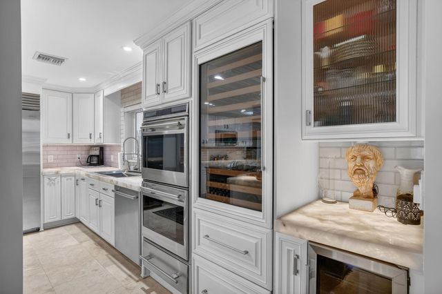 2644 NE 37th Drive, Fort Lauderdale, FL 33308