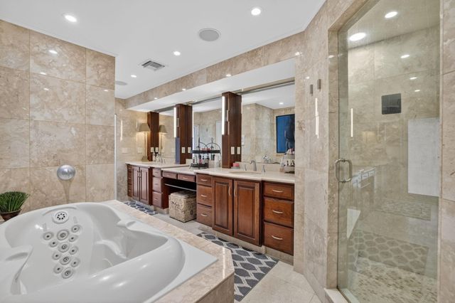 2644 NE 37th Drive, Fort Lauderdale, FL 33308