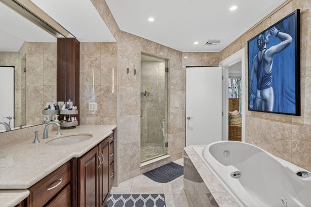 2644 NE 37th Drive, Fort Lauderdale, FL 33308