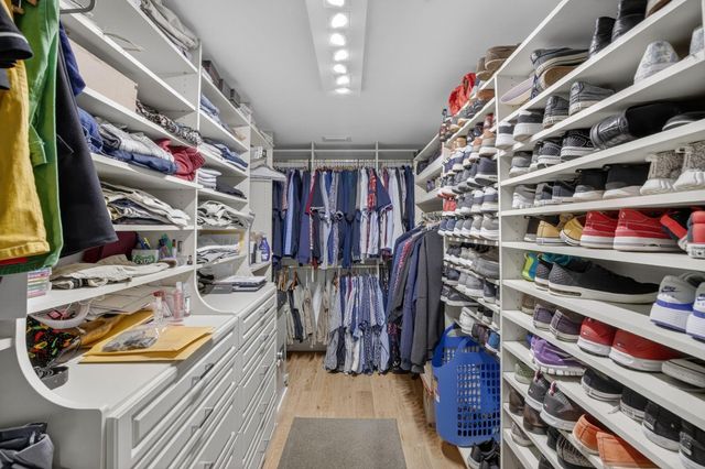 2644 NE 37th Drive, Fort Lauderdale, FL 33308