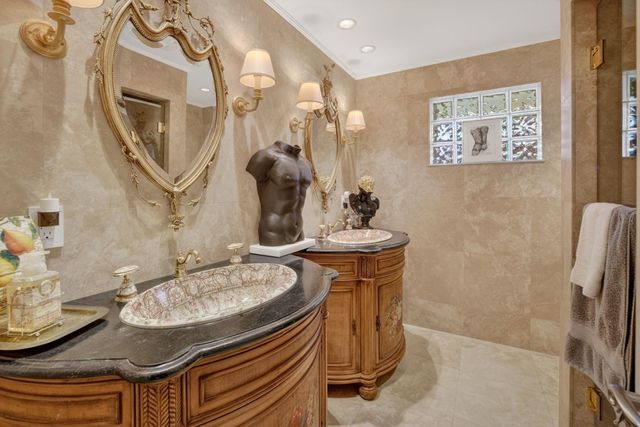 2644 NE 37th Drive, Fort Lauderdale, FL 33308