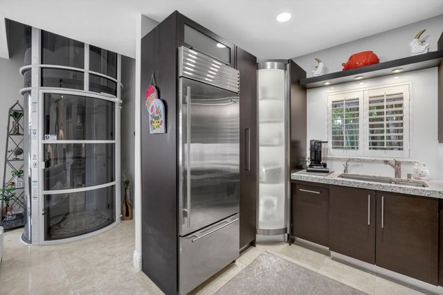 2644 NE 37th Drive, Fort Lauderdale, FL 33308