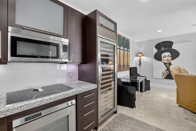 2644 NE 37th Drive, Fort Lauderdale, FL 33308