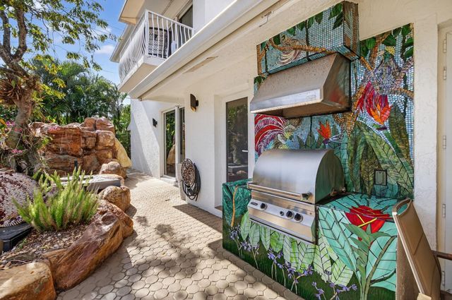 2644 NE 37th Drive, Fort Lauderdale, FL 33308