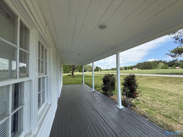 23391 Mooresville Road, Athens, AL 35613