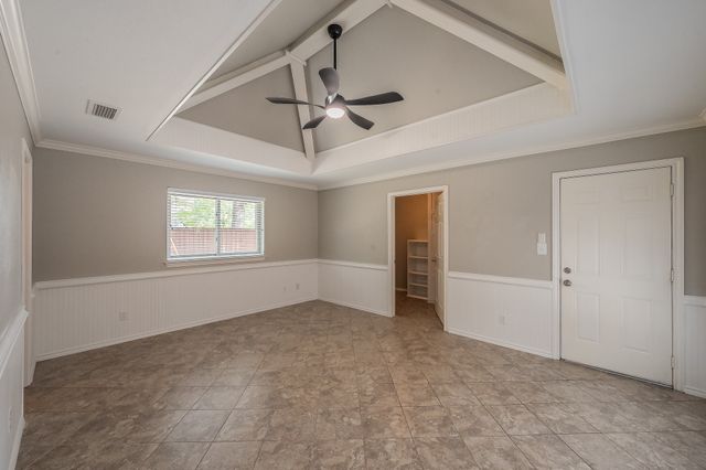 1413 Wedglea Court, Bedford, TX 76021