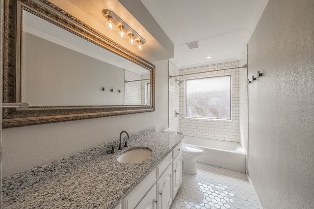 1413 Wedglea Court, Bedford, TX 76021