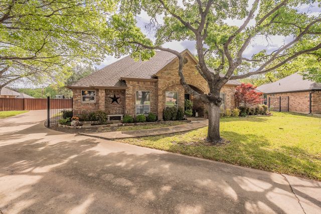 1413 Wedglea Court, Bedford, TX 76021