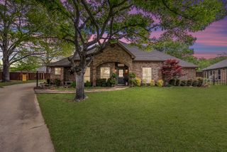1413 Wedglea Court, Bedford, TX 76021
