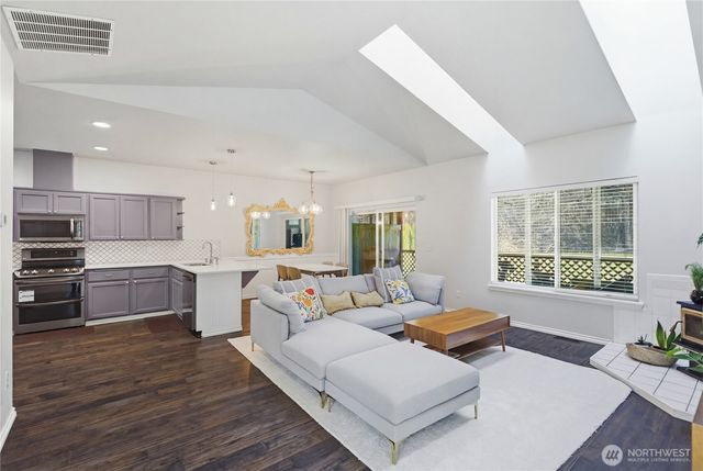 14111 95th Avenue NW, Gig Harbor, WA 98329