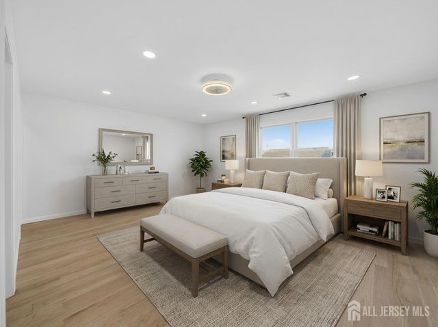 66 Henry Street, Port Reading, NJ 07064