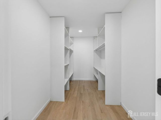 66 Henry Street, Port Reading, NJ 07064