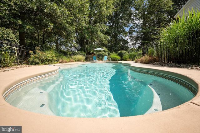 39657 GOLDEN SPRINGS CT, Hamilton, VA 20158