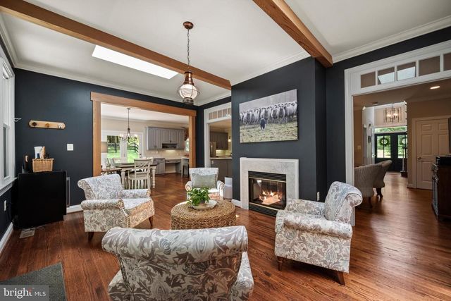 39657 GOLDEN SPRINGS CT, Hamilton, VA 20158
