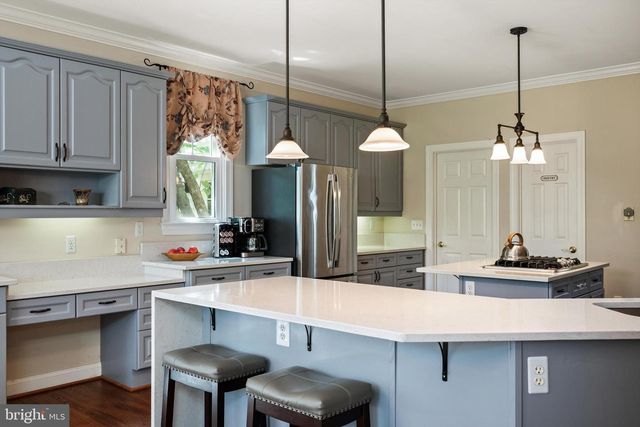 39657 GOLDEN SPRINGS CT, Hamilton, VA 20158