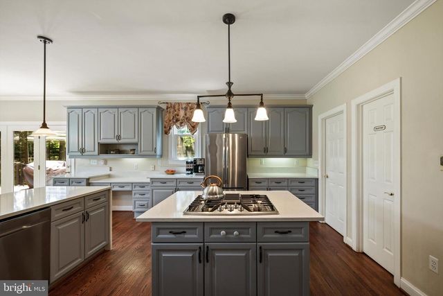 39657 GOLDEN SPRINGS CT, Hamilton, VA 20158