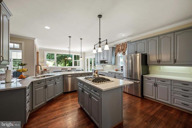 39657 GOLDEN SPRINGS CT, Hamilton, VA 20158