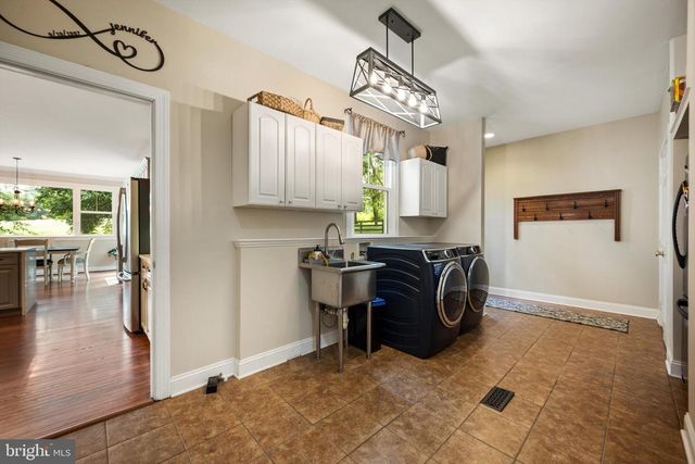 39657 GOLDEN SPRINGS CT, Hamilton, VA 20158