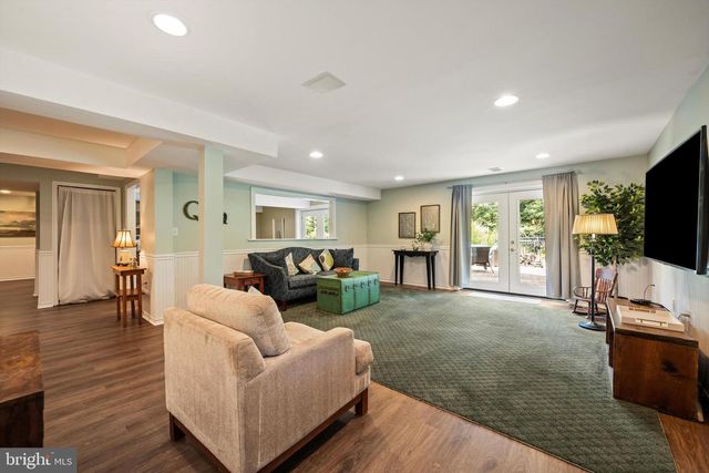 39657 GOLDEN SPRINGS CT, Hamilton, VA 20158