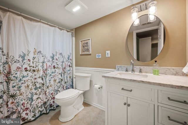 39657 GOLDEN SPRINGS CT, Hamilton, VA 20158
