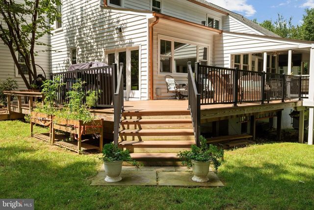 39657 GOLDEN SPRINGS CT, Hamilton, VA 20158