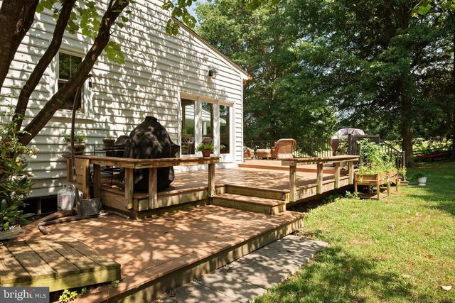 39657 GOLDEN SPRINGS CT, Hamilton, VA 20158