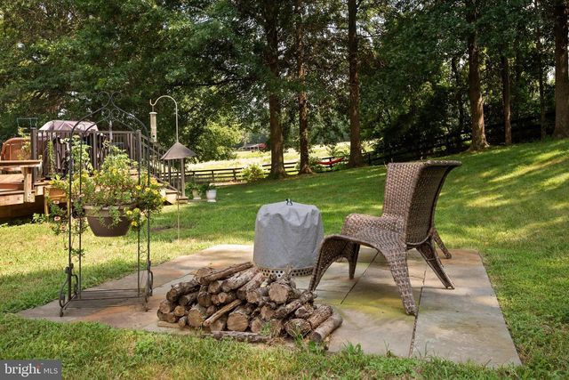 39657 GOLDEN SPRINGS CT, Hamilton, VA 20158