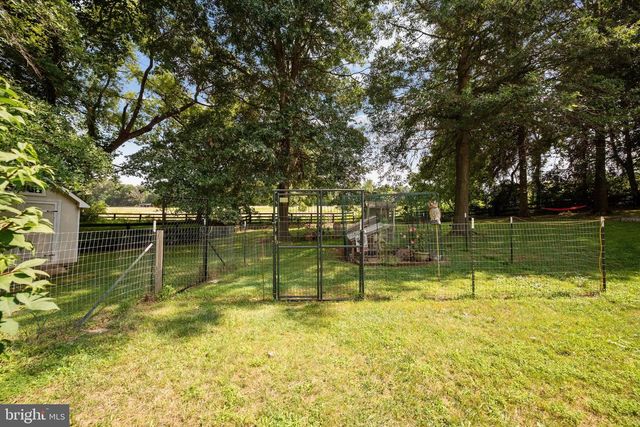 39657 GOLDEN SPRINGS CT, Hamilton, VA 20158