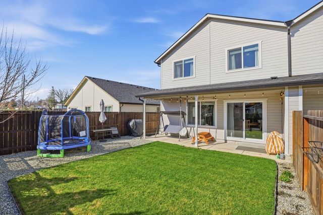 1619 S Columbus Avenue, Medford, OR 97501