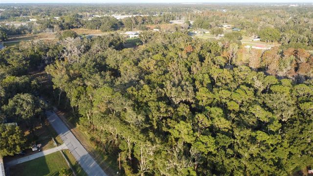 210 FIELDS ROAD, Lakeland, FL 33801