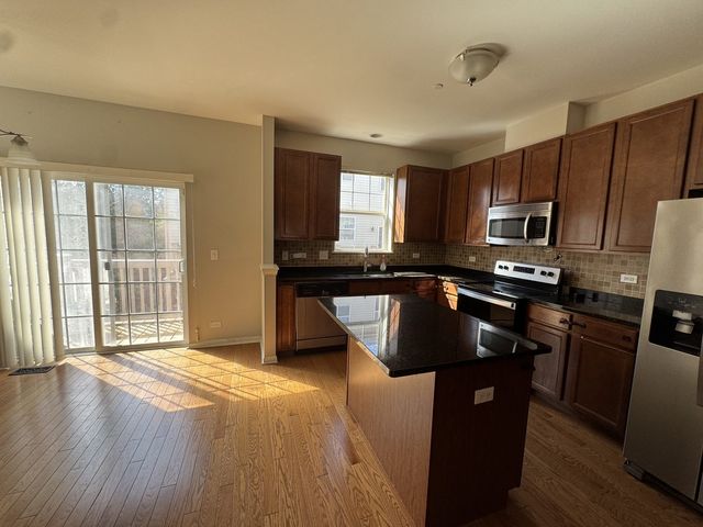 1238 Evergreen Avenue, Des Plaines, IL 60016