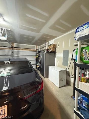 648 Meadowlark Drive, Winston-salem, NC 27106