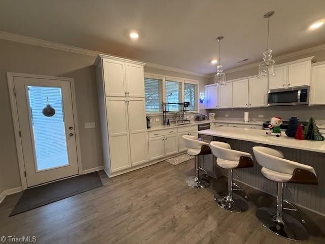 648 Meadowlark Drive, Winston-salem, NC 27106