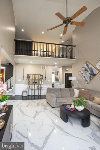 710 NICOLE DR, Mickleton, NJ 08056
