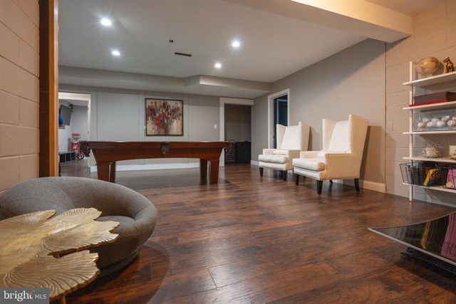 710 NICOLE DR, Mickleton, NJ 08056