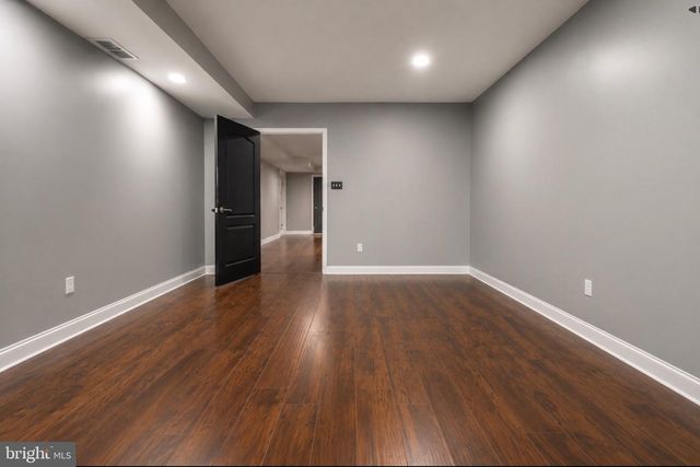 710 NICOLE DR, Mickleton, NJ 08056