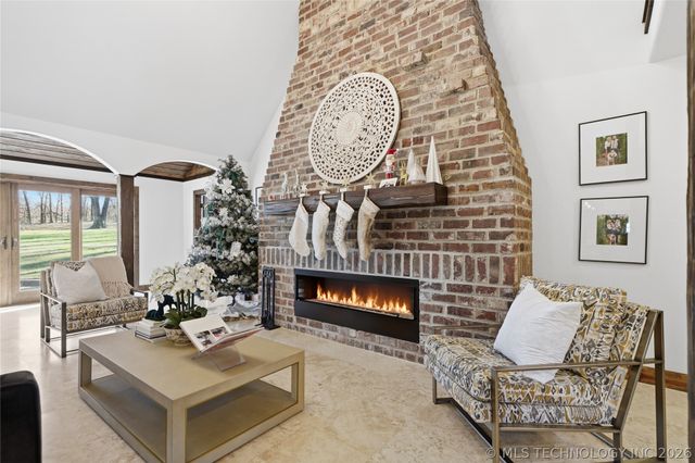 7215 S 26th West West Avenue, Tulsa, OK 74132